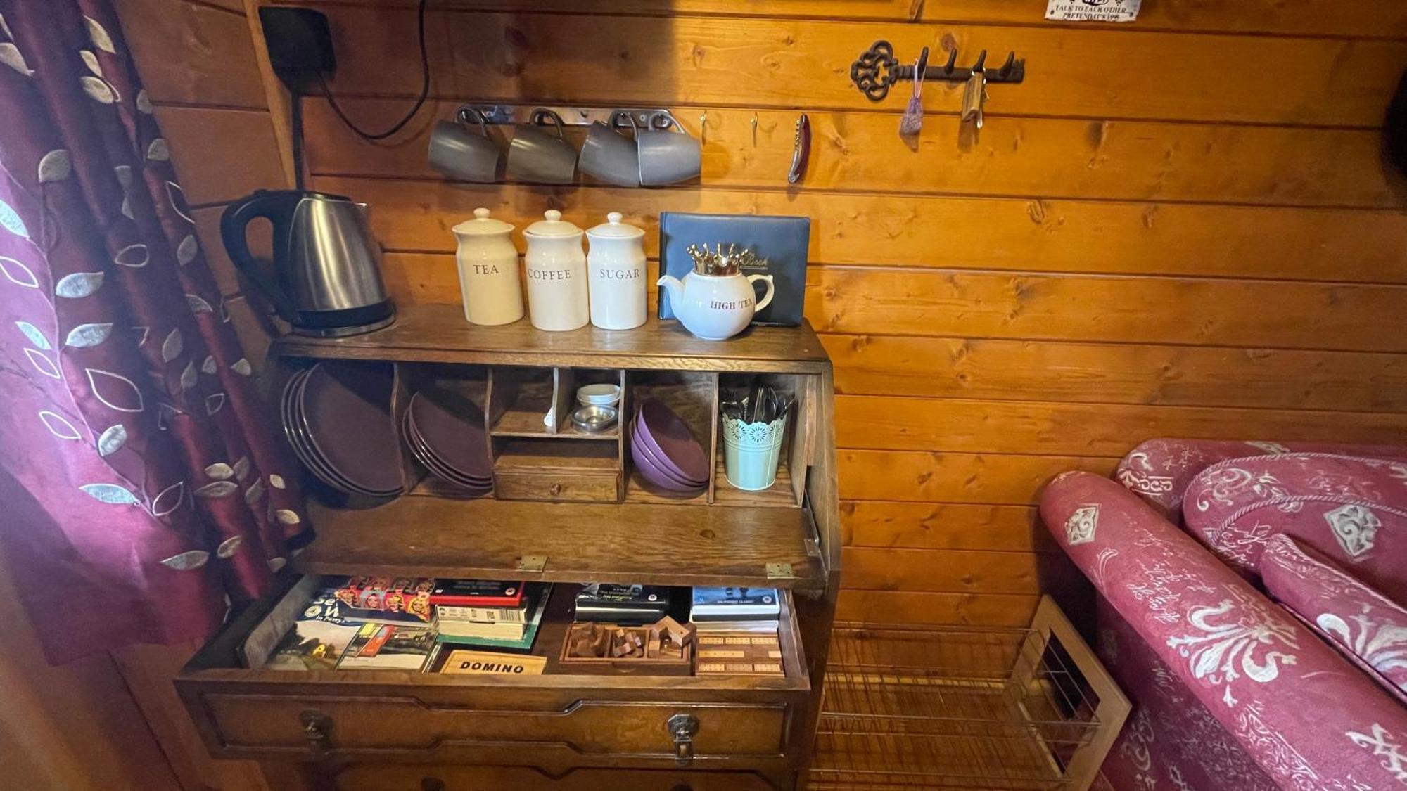 Blossom Cabin - Little Log Cabin In Wales Newtown  Buitenkant foto